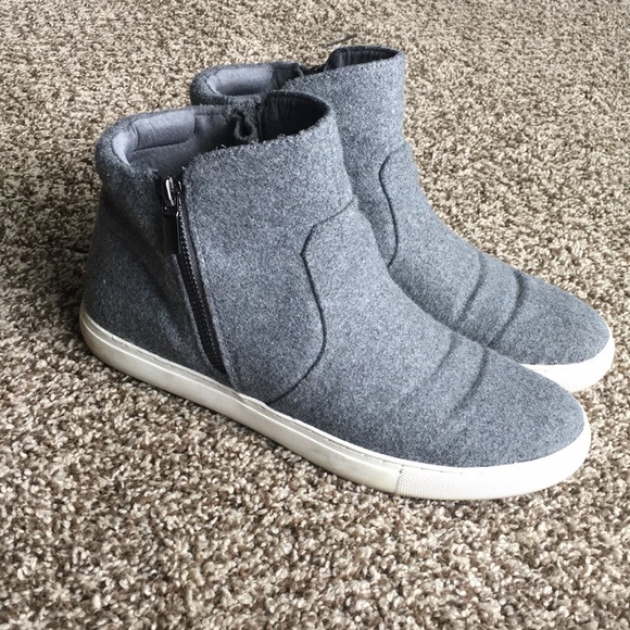 Kenneth Cole grey ankle boots - Picture 2 of 2